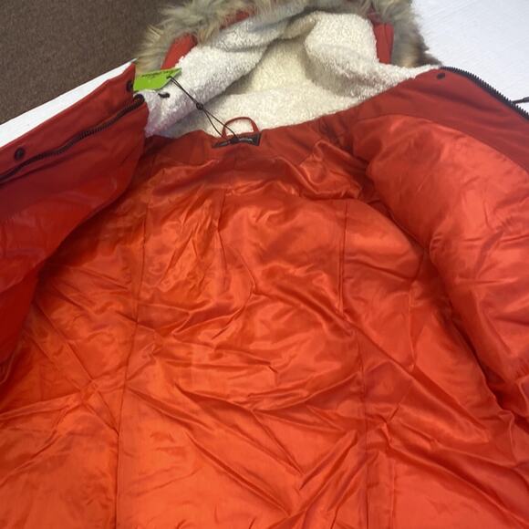 Hooded Down & Feather Fill Parka with Faux Fur Trim
Sam Edelman 2xl (c1) - Picture 6 of 11